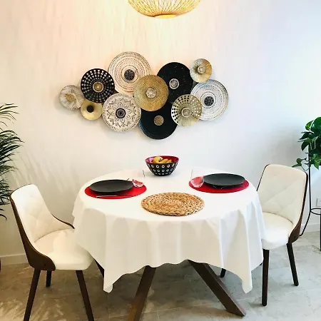 Feel@Home Nemausus « Le 21 » Nimes Exterior foto